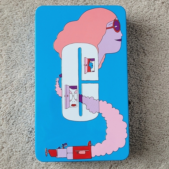 Clinique 4 pc Makeup set /New - Picture 4 of 12